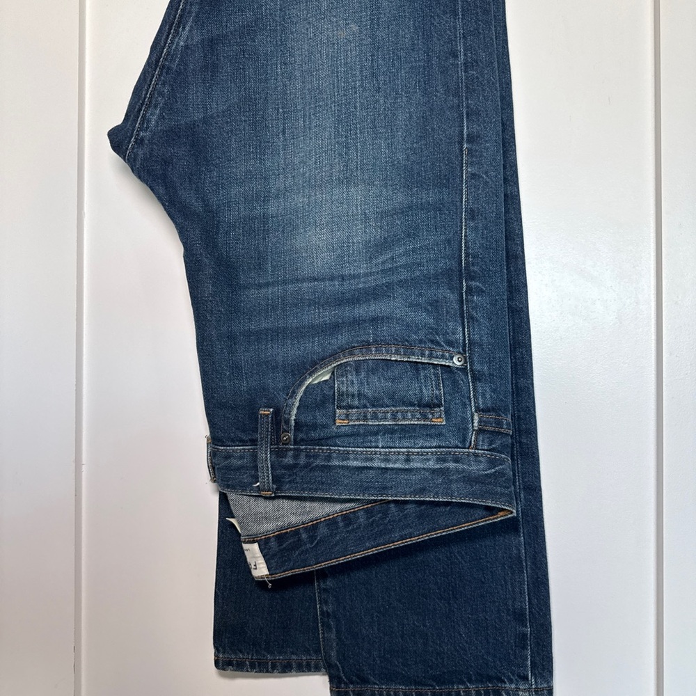 FRAME L’Homme Slim Fit Jeans – Medium Wash – Subtle Distressing